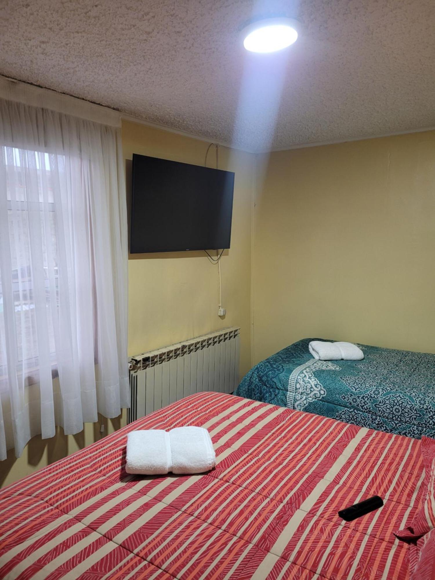 Hostal Balmaceda Punta Arenas Esterno foto