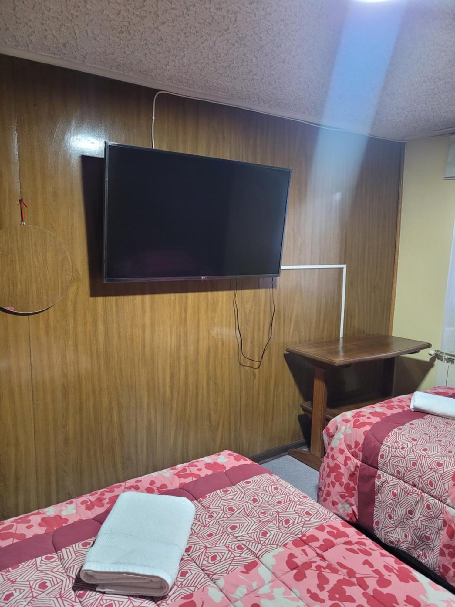 Hostal Balmaceda Punta Arenas Esterno foto
