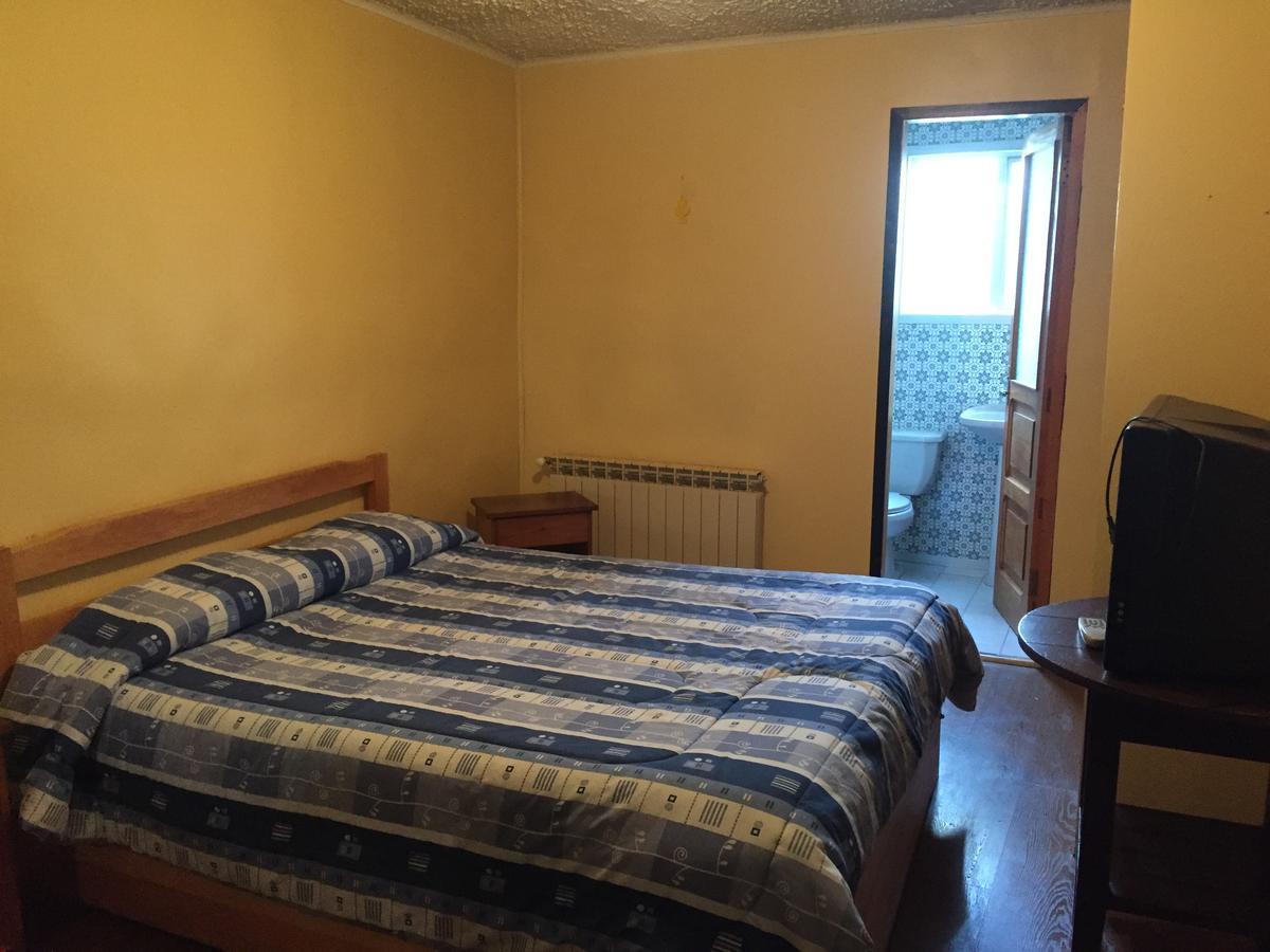 Hostal Balmaceda Punta Arenas Esterno foto